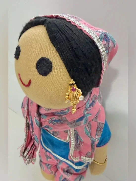 Handmade fabric dolls - Picture 6 of 16